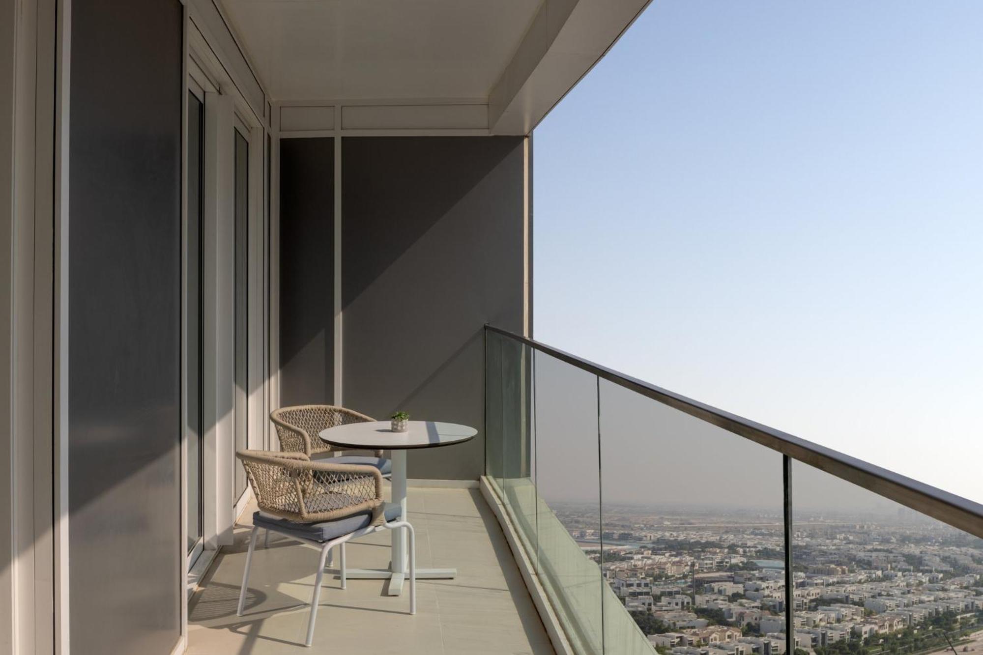 Staybridge Suites Dubai Business Bay By Ihg Extérieur photo